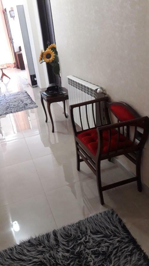 Apartament In The Centre Batumi Bagian luar foto